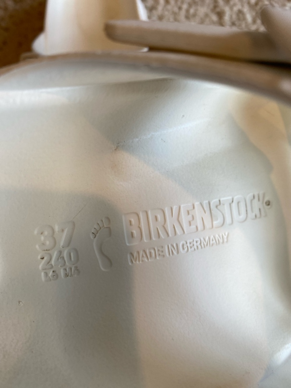 Birkenstock Cream Double Strap Slide Sandals - Picture 7 of 7